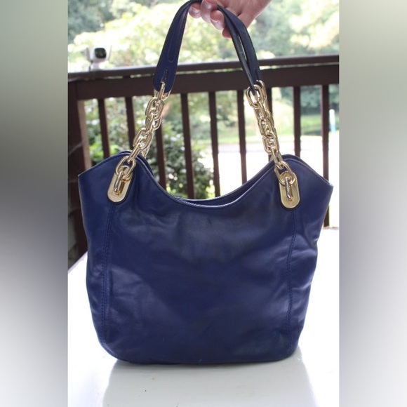 Michael Kors Lilly tote bag - Picture 14 of 16